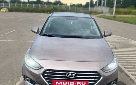 Hyundai Solaris II рестайлинг, 2019 год, 1 375 000 рублей, 3 фотография