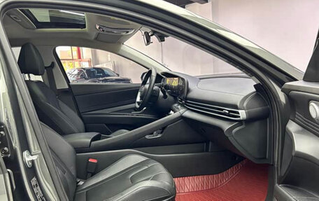 Hyundai Elantra, 2023 год, 1 210 000 рублей, 20 фотография