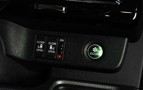 Honda Stepwgn IV, 2015 год, 1 878 000 рублей, 19 фотография