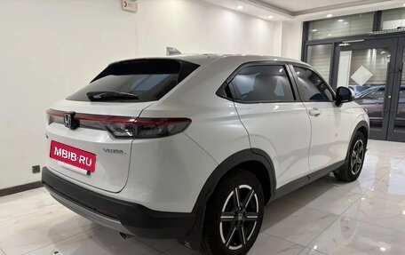 Honda Vezel, 2023 год, 1 817 009 рублей, 6 фотография