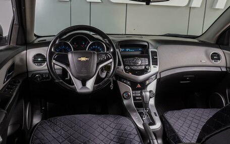 Chevrolet Cruze II, 2011 год, 869 000 рублей, 6 фотография