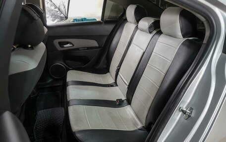 Chevrolet Cruze II, 2011 год, 869 000 рублей, 9 фотография