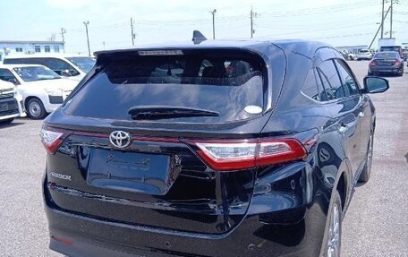 Toyota Harrier, 2019 год, 2 460 000 рублей, 3 фотография