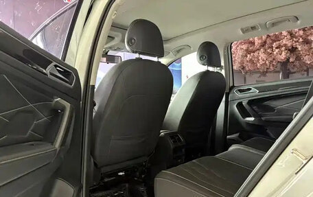 Volkswagen Tiguan II, 2023 год, 2 500 666 рублей, 14 фотография