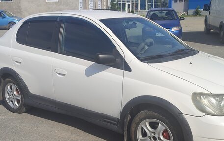 Toyota Echo, 2000 год, 400 000 рублей, 3 фотография