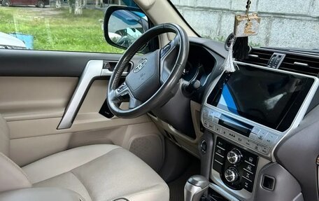 Toyota Land Cruiser Prado 150 рестайлинг 2, 2021 год, 5 800 000 рублей, 5 фотография