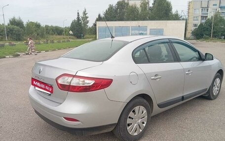 Renault Fluence I, 2013 год, 850 000 рублей, 2 фотография