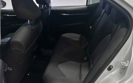 Toyota Camry, 2020 год, 2 350 000 рублей, 12 фотография