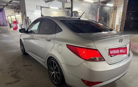 Hyundai Solaris II рестайлинг, 2016 год, 950 000 рублей, 11 фотография