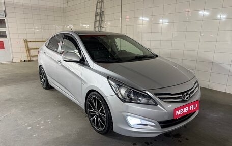 Hyundai Solaris II рестайлинг, 2016 год, 950 000 рублей, 7 фотография