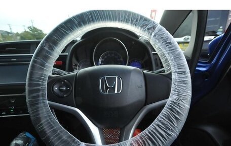 Honda Fit III, 2016 год, 760 000 рублей, 16 фотография