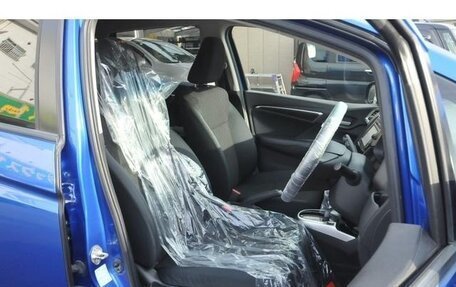 Honda Fit III, 2016 год, 760 000 рублей, 27 фотография