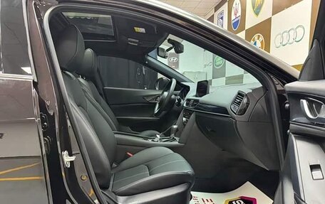 Mazda CX-4, 2023 год, 2 320 000 рублей, 6 фотография