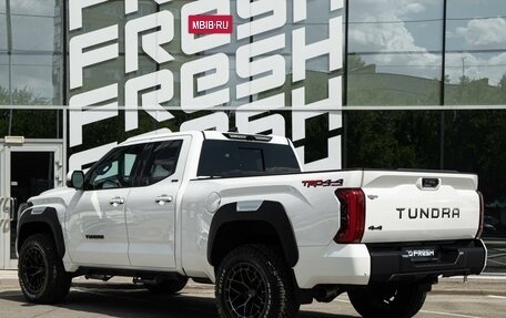 Toyota Tundra, 2022 год, 7 580 000 рублей, 2 фотография