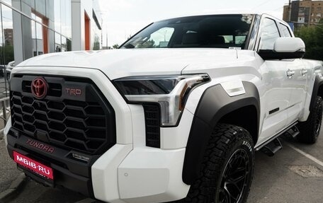 Toyota Tundra, 2022 год, 7 580 000 рублей, 6 фотография