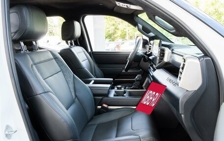 Toyota Tundra, 2022 год, 7 580 000 рублей, 12 фотография