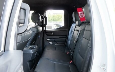 Toyota Tundra, 2022 год, 7 580 000 рублей, 13 фотография