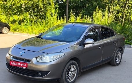 Renault Fluence I, 2011 год, 640 000 рублей, 2 фотография