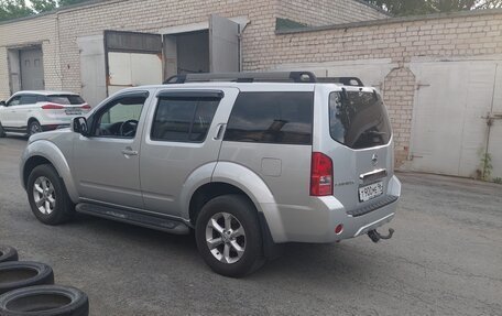 Nissan Pathfinder, 2011 год, 2 050 000 рублей, 4 фотография