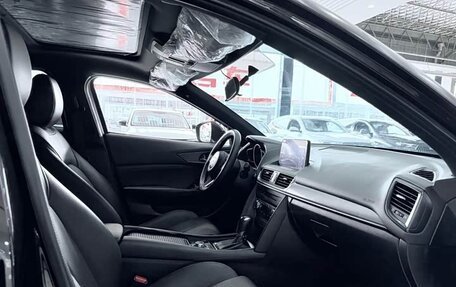 Mazda CX-4, 2023 год, 2 280 000 рублей, 8 фотография