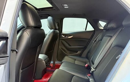 Mazda CX-4, 2023 год, 2 300 000 рублей, 8 фотография