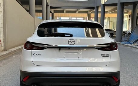 Mazda CX-4, 2023 год, 2 300 000 рублей, 13 фотография