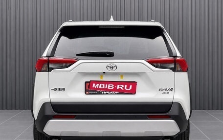 Toyota RAV4, 2025 год, 3 737 000 рублей, 5 фотография