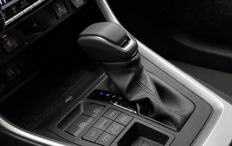 Toyota RAV4, 2025 год, 3 737 000 рублей, 20 фотография
