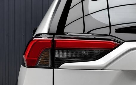 Toyota RAV4, 2025 год, 3 737 000 рублей, 29 фотография