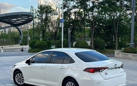 Toyota Corolla, 2021 год, 1 289 000 рублей, 2 фотография