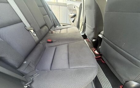 Honda Insight II рестайлинг, 2012 год, 650 000 рублей, 21 фотография