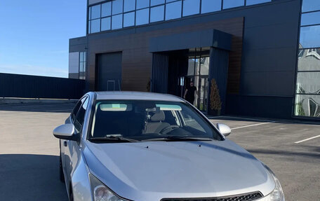 Chevrolet Cruze II, 2011 год, 555 555 рублей, 10 фотография