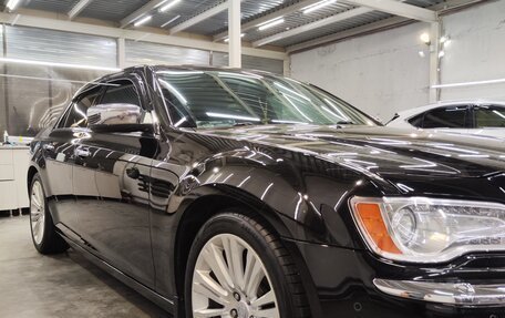 Chrysler 300C II, 2012 год, 1 750 000 рублей, 7 фотография