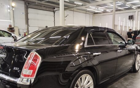 Chrysler 300C II, 2012 год, 1 750 000 рублей, 10 фотография