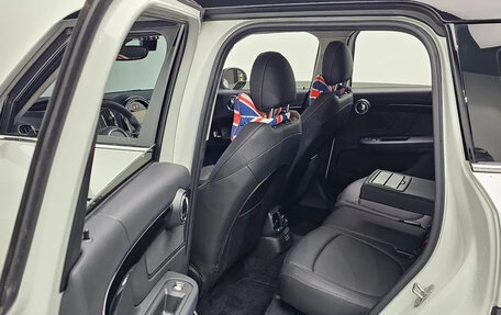 MINI Countryman II (F60), 2023 год, 2 350 000 рублей, 10 фотография