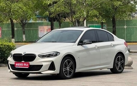 BMW 1 серия, 2021 год, 1 642 000 рублей, 1 фотография
