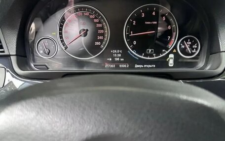 BMW 5 серия, 2013 год, 1 800 000 рублей, 9 фотография