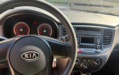 KIA Rio II, 2011 год, 450 000 рублей, 11 фотография