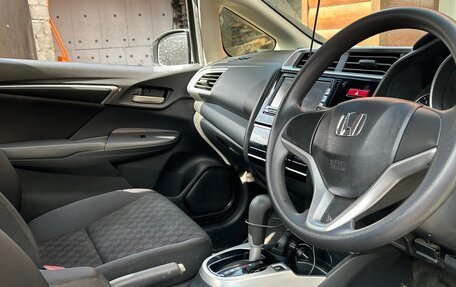 Honda Fit III, 2013 год, 900 000 рублей, 20 фотография