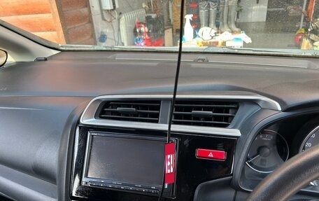 Honda Fit III, 2013 год, 900 000 рублей, 19 фотография