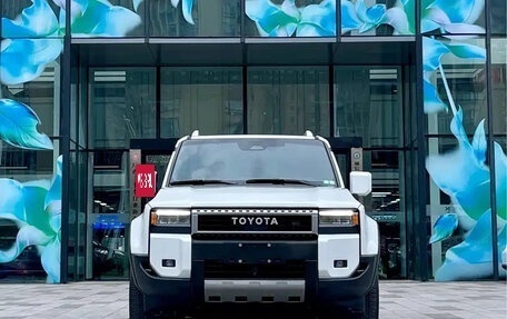 Toyota Land Cruiser Prado, 2025 год, 9 100 000 рублей, 2 фотография