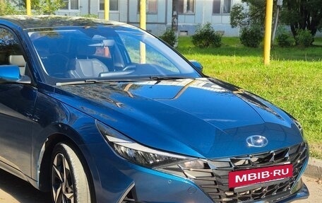 Hyundai Elantra, 2021 год, 1 830 000 рублей, 2 фотография