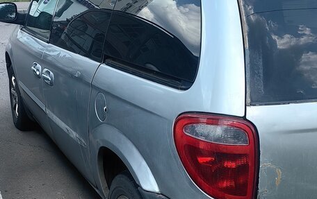 Dodge Caravan IV, 2001 год, 380 000 рублей, 2 фотография