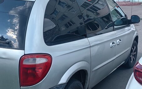 Dodge Caravan IV, 2001 год, 380 000 рублей, 3 фотография