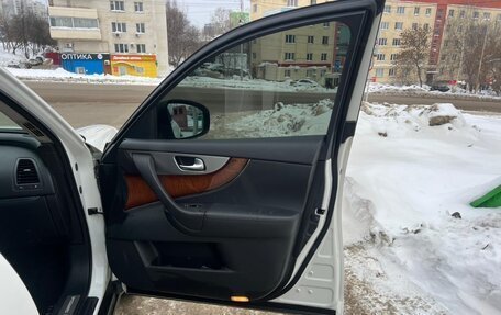 Infiniti FX II, 2011 год, 1 900 000 рублей, 8 фотография