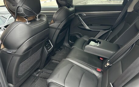 Geely Atlas, 2023 год, 1 800 000 рублей, 8 фотография