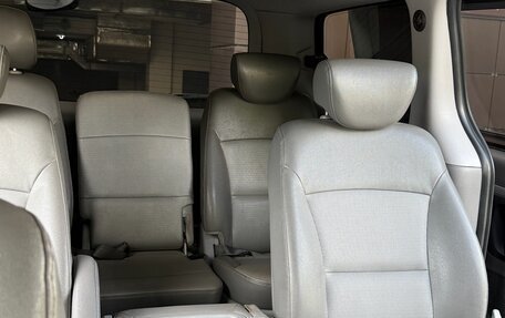 Hyundai Grand Starex Grand Starex I рестайлинг 2, 2009 год, 1 350 000 рублей, 14 фотография
