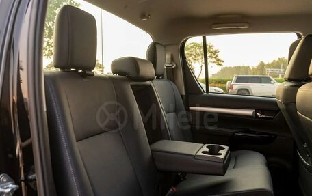 Toyota Hilux VIII, 2025 год, 7 300 000 рублей, 18 фотография