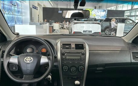 Toyota Corolla, 2010 год, 950 000 рублей, 11 фотография