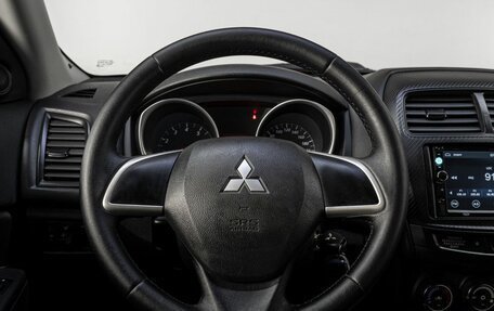 Mitsubishi ASX I рестайлинг, 2014 год, 1 000 000 рублей, 18 фотография